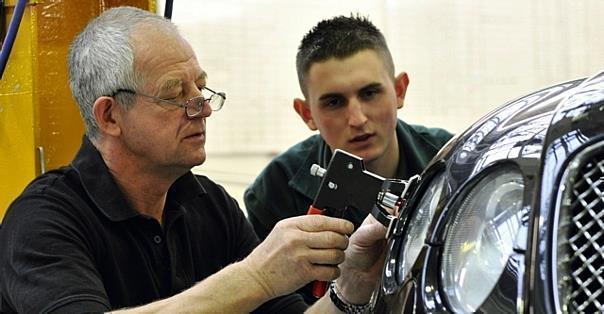 Ohne Gurt darf niemand im Auto mitfahren 